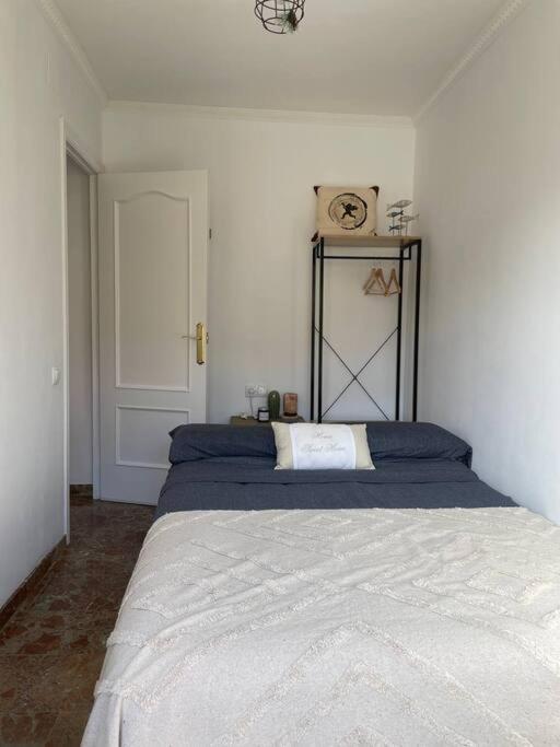 Cal Salmare Seafront Apartment With Rooftop Terrace And Pool Calafell Exterior foto